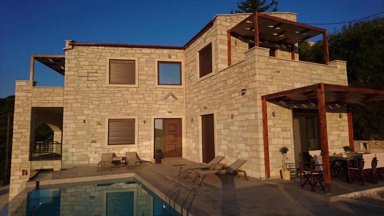Villa Olive Valley Loutraki  Exterior foto